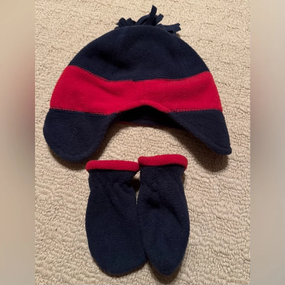 Oshkosh Navy and Red Fleece Hat and Mittens Set